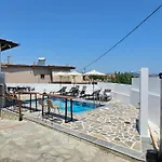 Prázdninový dům Evgenia With Pool *